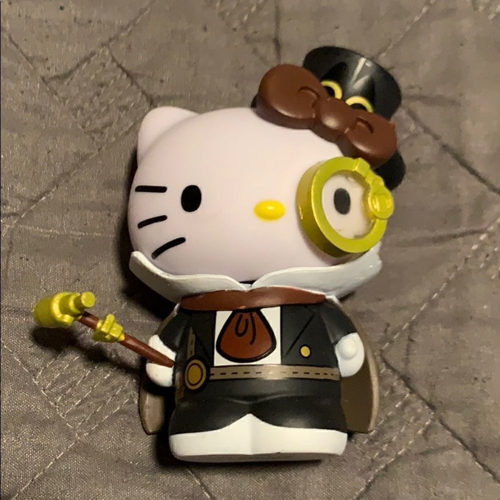 Kidrobot Hello Kitty Steampunk Blind Box